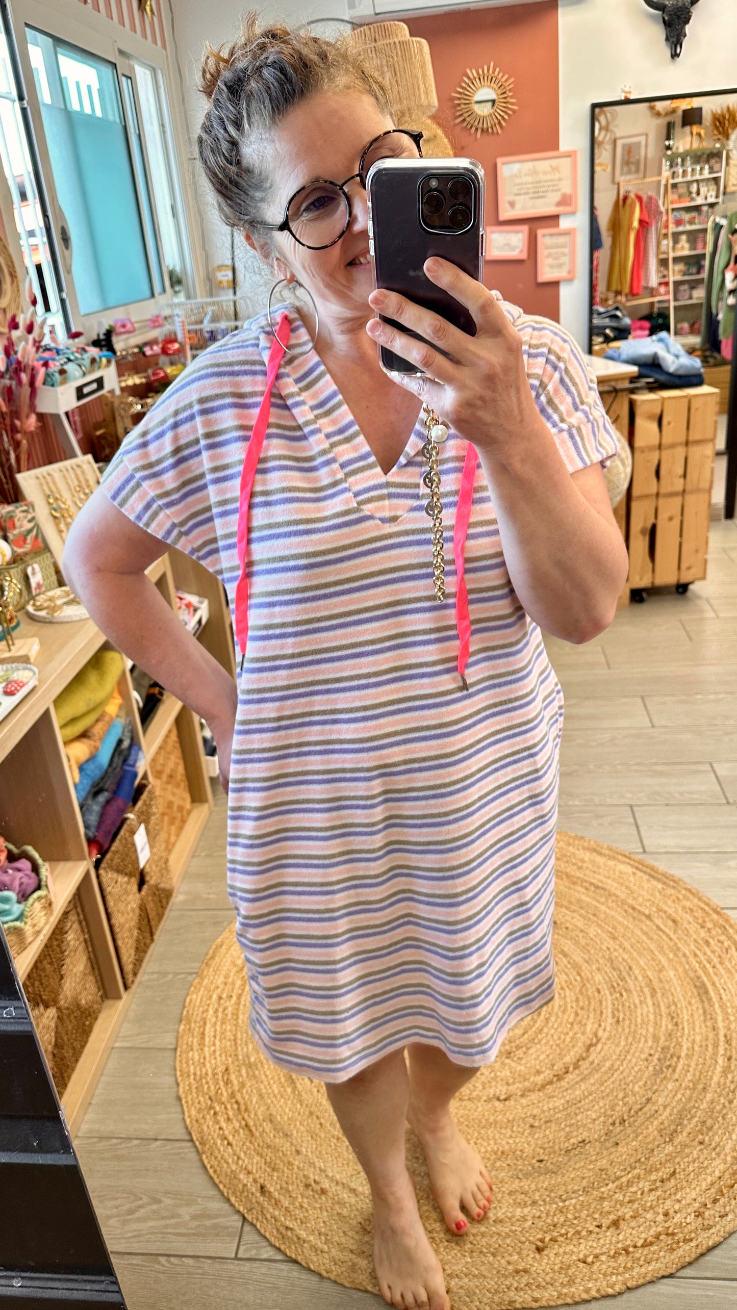 🌈 Robe Sunny éponge rayée – Ultra fun & estivale