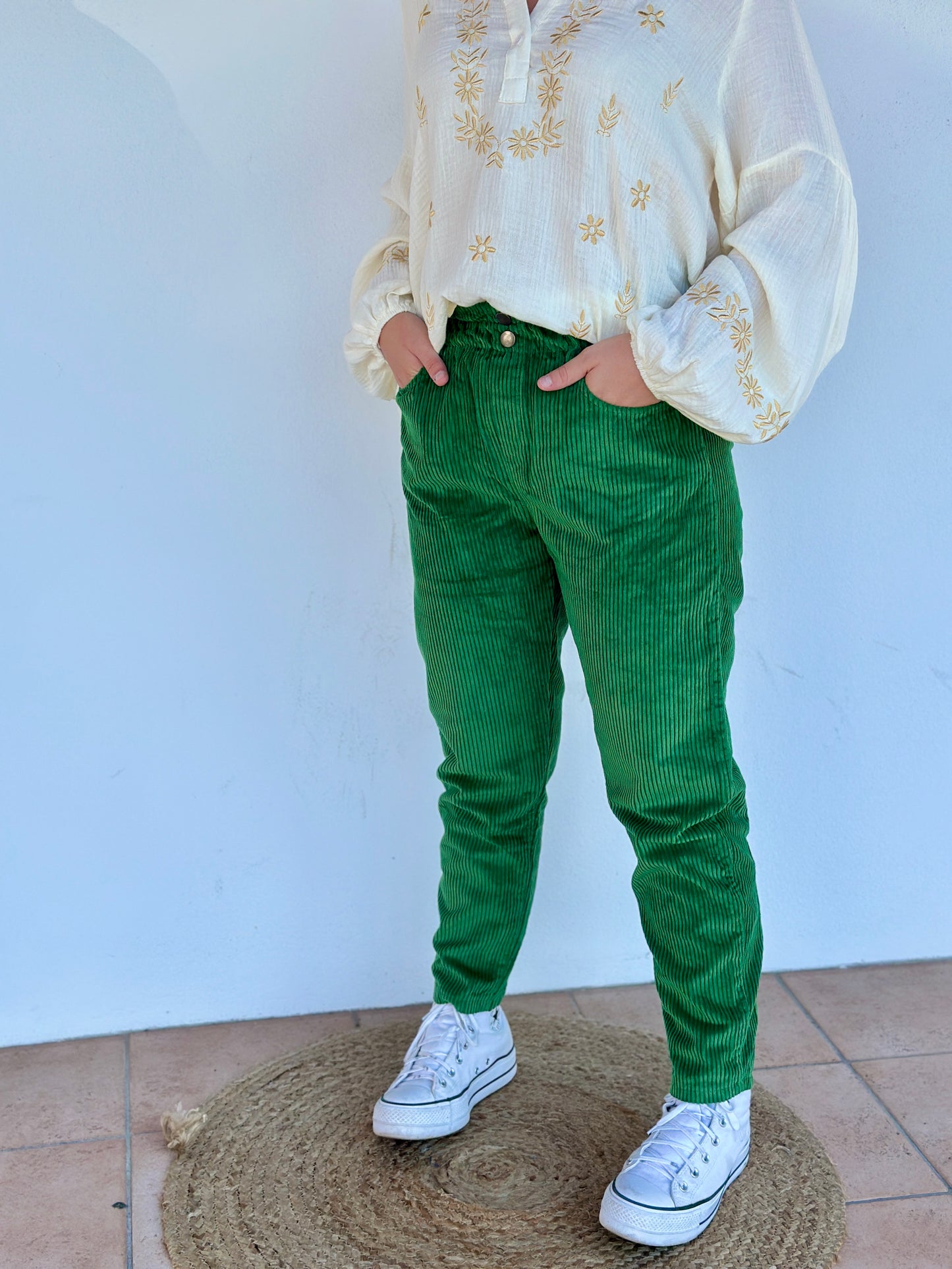 ✨ Pantalon Jamy – Momfit en Velours – 3 Coloris