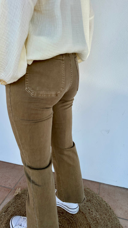 Bas du jean flare chocolat avec ourlet net - Abana Boutique 64310