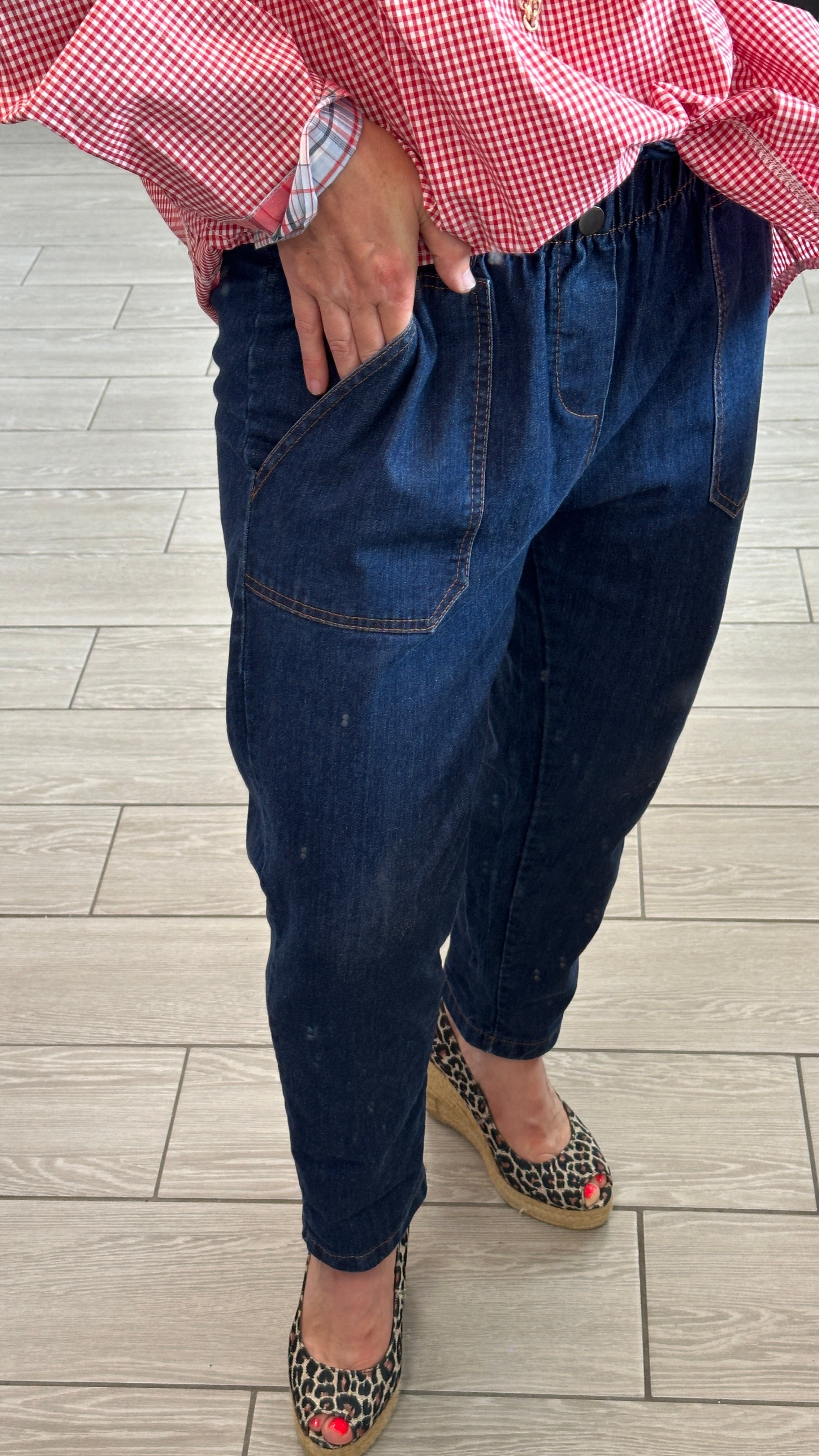 Pantalon en jean bleu coupe décontractée avec poches avant – Abana Boutique Ustaritz