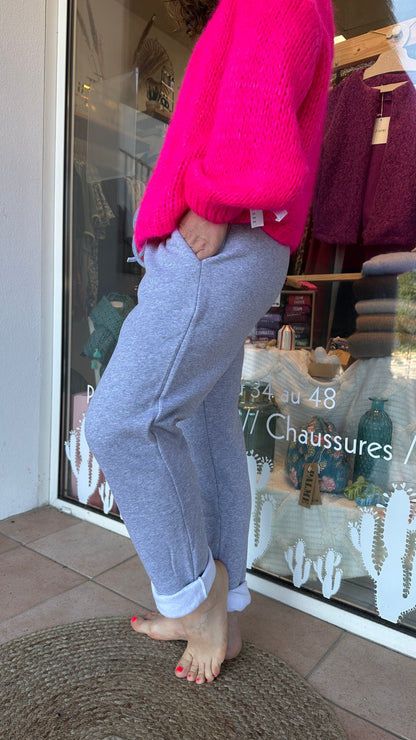 Détail jogging Mila taille élastique et poches – Abana 64250