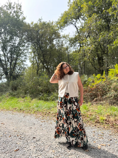 Jupe maxi avec imprimé artistique aux teintes chaudes, parfaite pour l’automne - Abana Boutique 64990