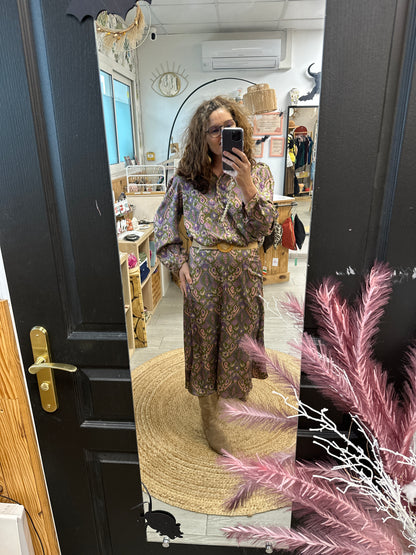 Détail tissu satiné confortable pour look féminin - Abana 64250