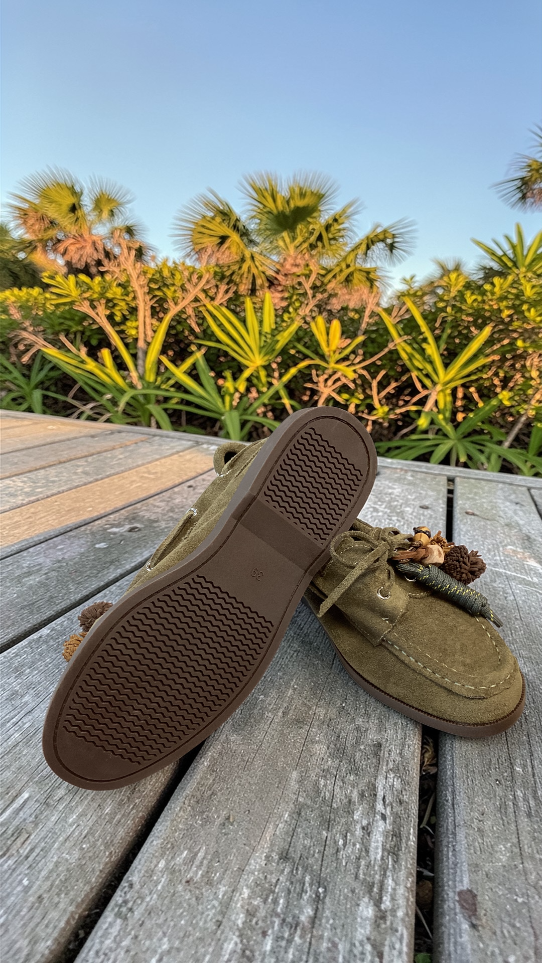 mocassins pour femme kaki pompons detail semelle confort tendance findlay paris orfeo paris cergy