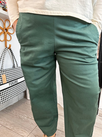 Pantalon Johanna en toile, disponible en taille unique, adaptable du 36 au 44