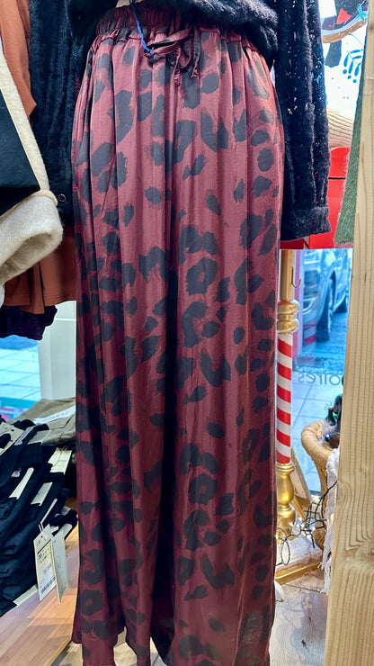 Pantalon large bordeaux imprimé léopard, style chic et confortable pour femme - Abana 64200