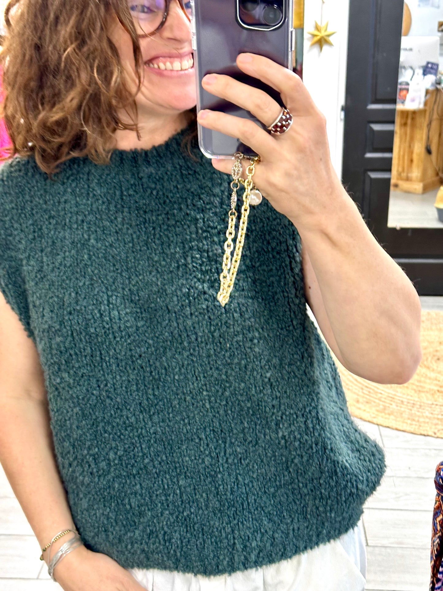 Pull femme sans manches Maïna, taille unique, idéal pour un look cosy et confortable.