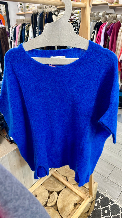 Haut ample bleu en maille douce, confortable et moderne - Abana Pays Basque