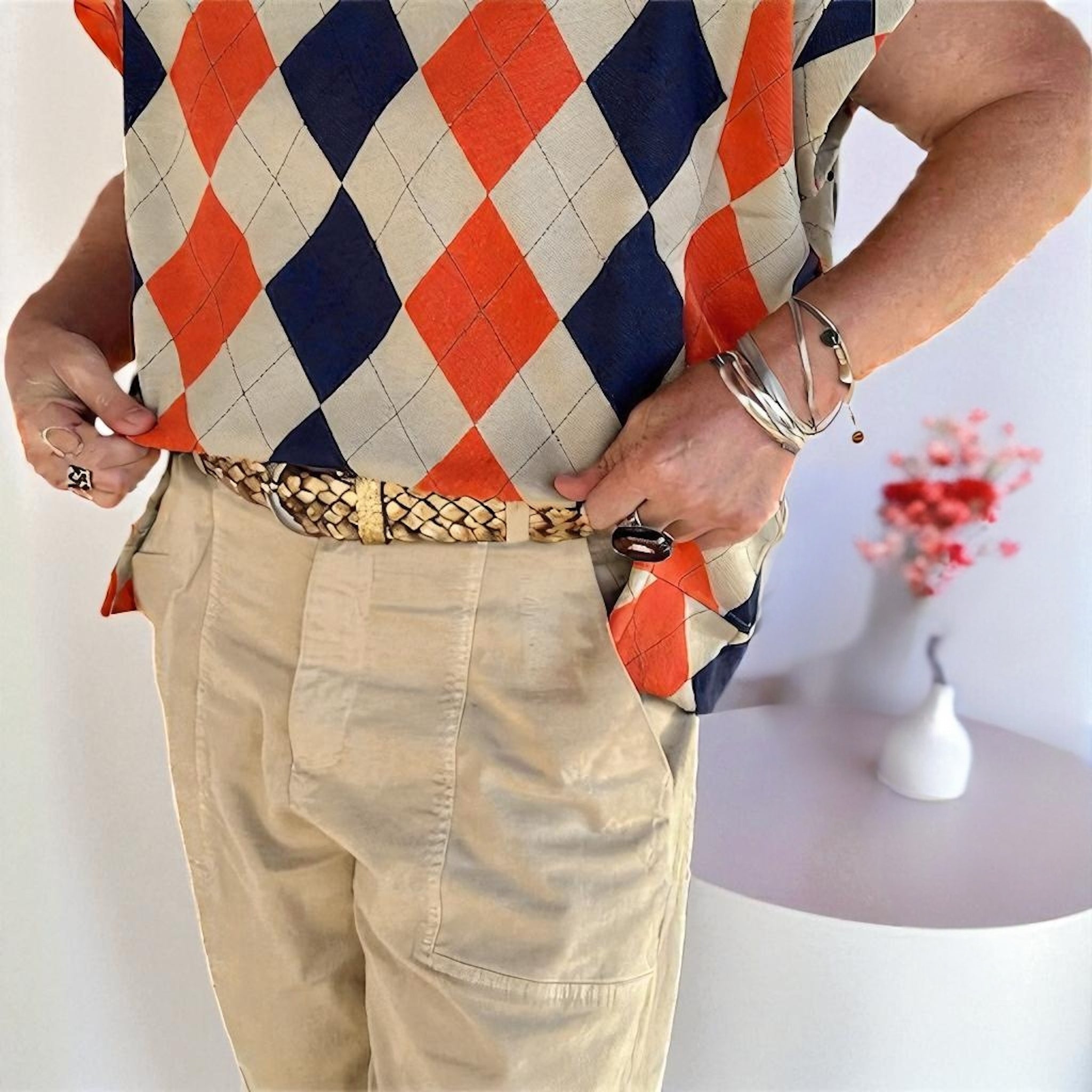 Détail matière du pull sans manche en coton - Abana Boutique 64990