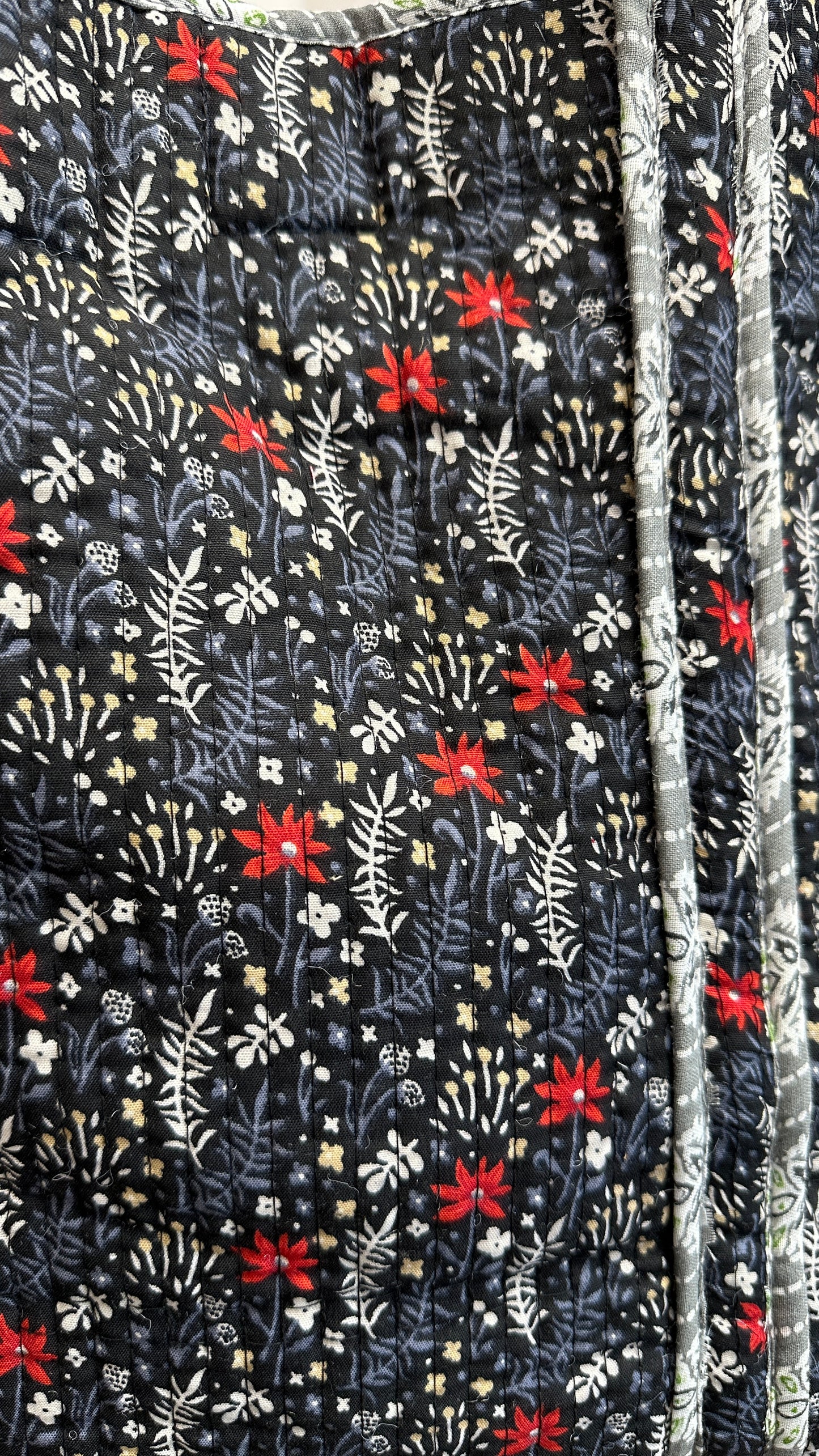zoom sur le motif sac matelasse cabas marmande