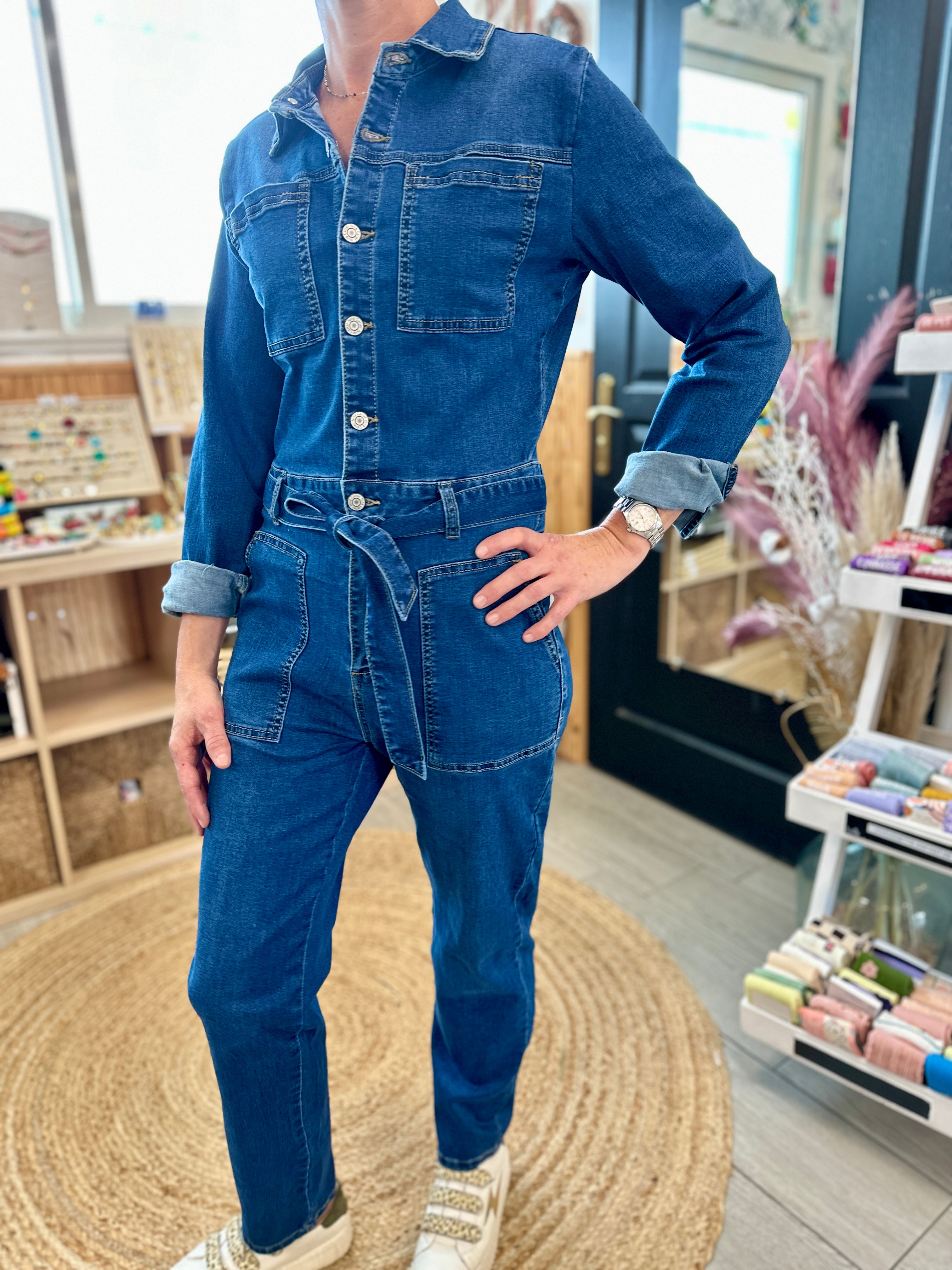 Salopette denim bleu brut manches longues avec poches - Abana Boutique 64310