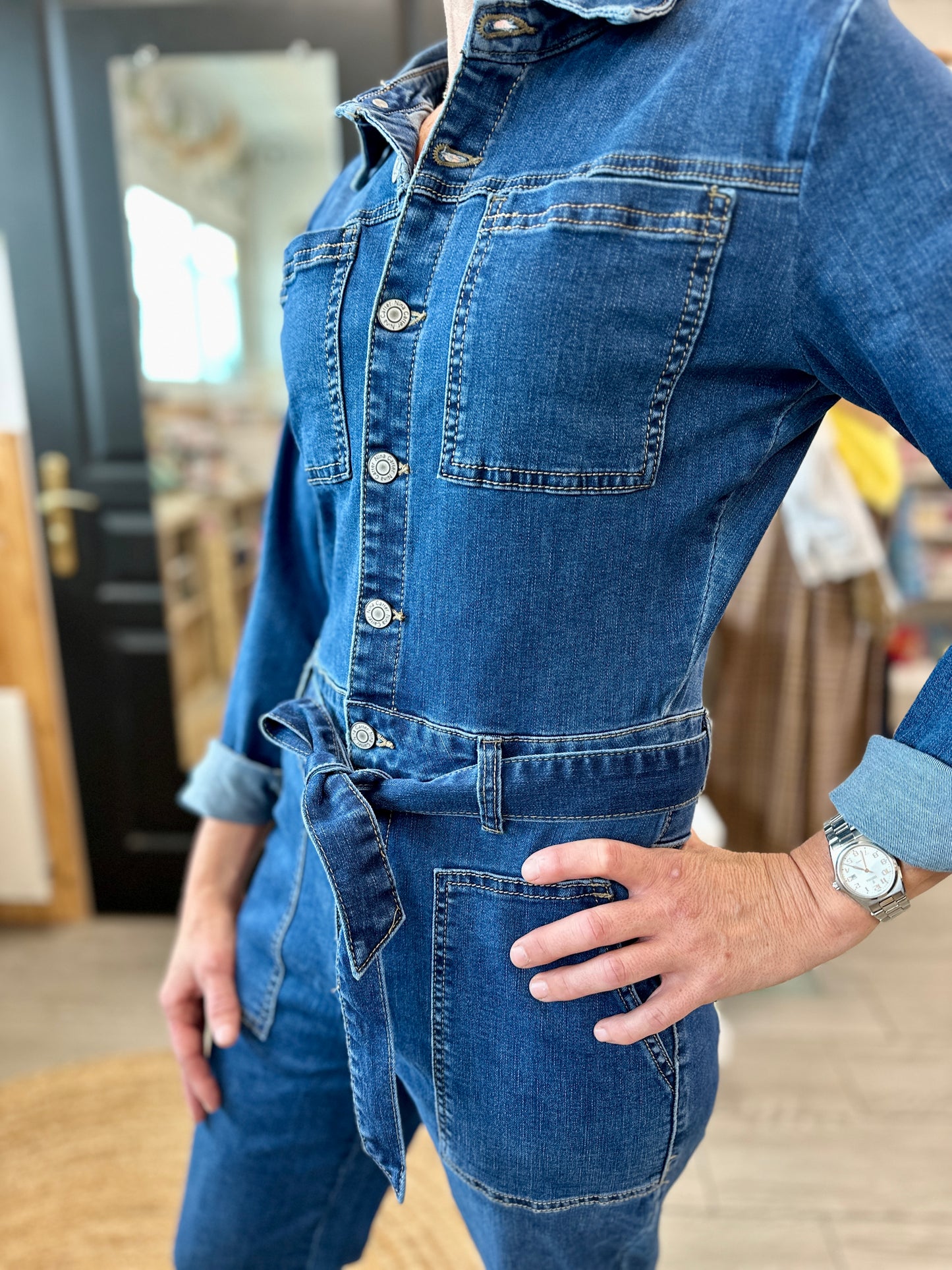 Salopette femme tendance en denim brut, idéale mi-saison - Abana Boutique 64100