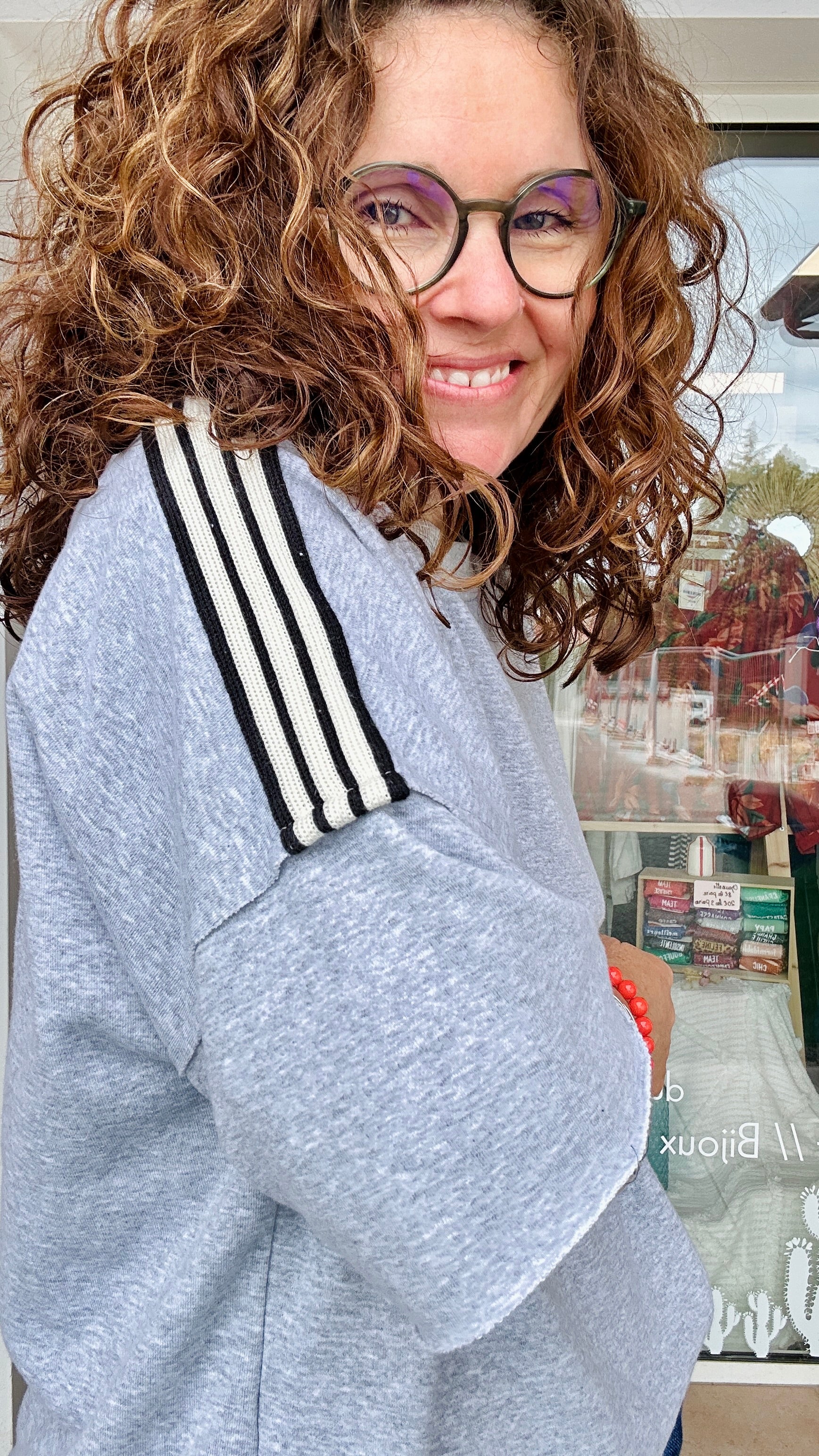 T-shirt oversize bleu clair basique avec détail épaules – Abana Ustaritz