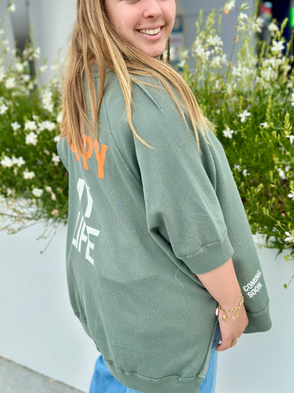 detail du sweat kaki mirach a pailette oversize grande taille du 40 au 5 happy my life banditas from marseille avignon arles orange