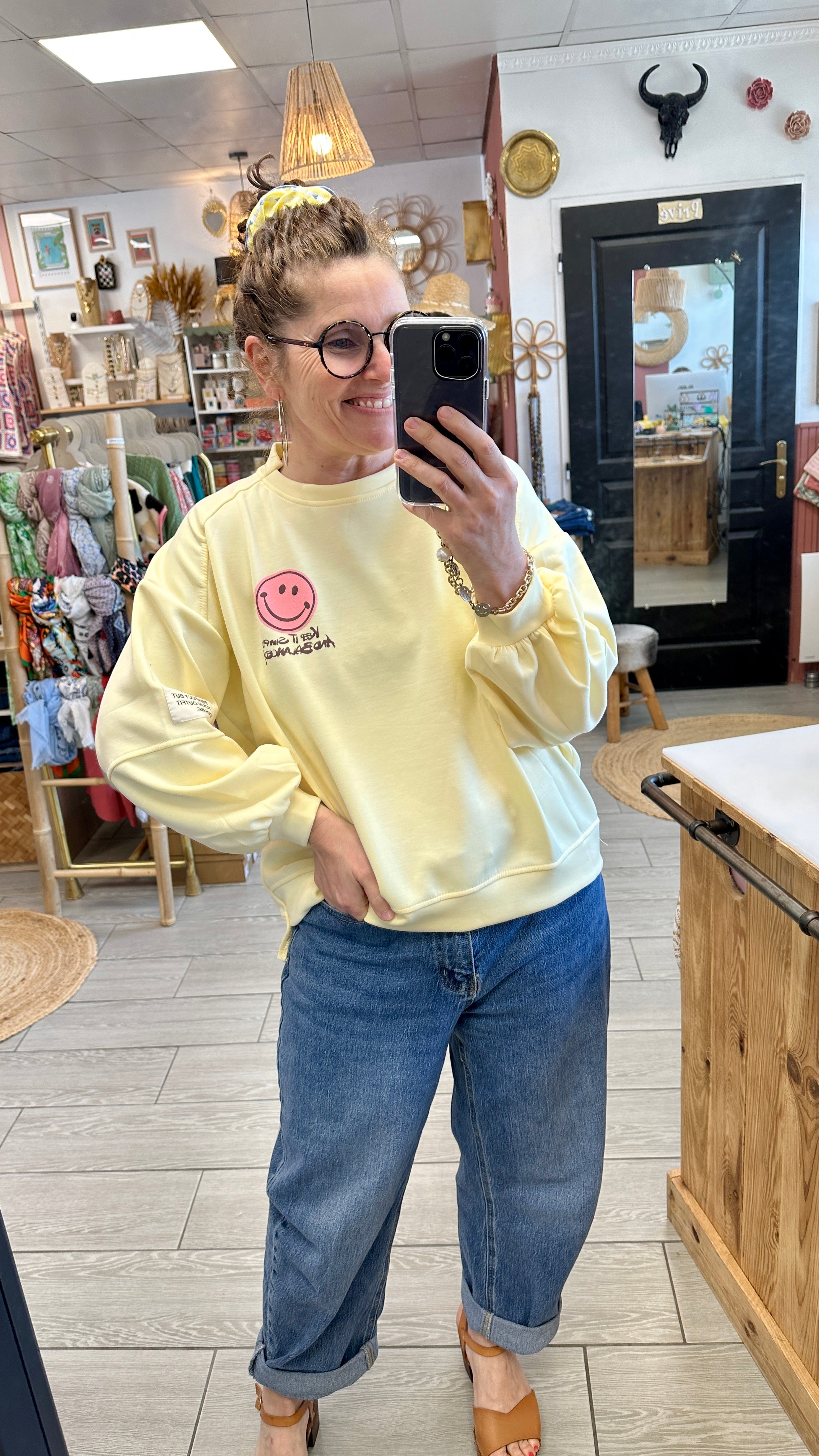 sweat smiley jaune ultra doux confortable nice