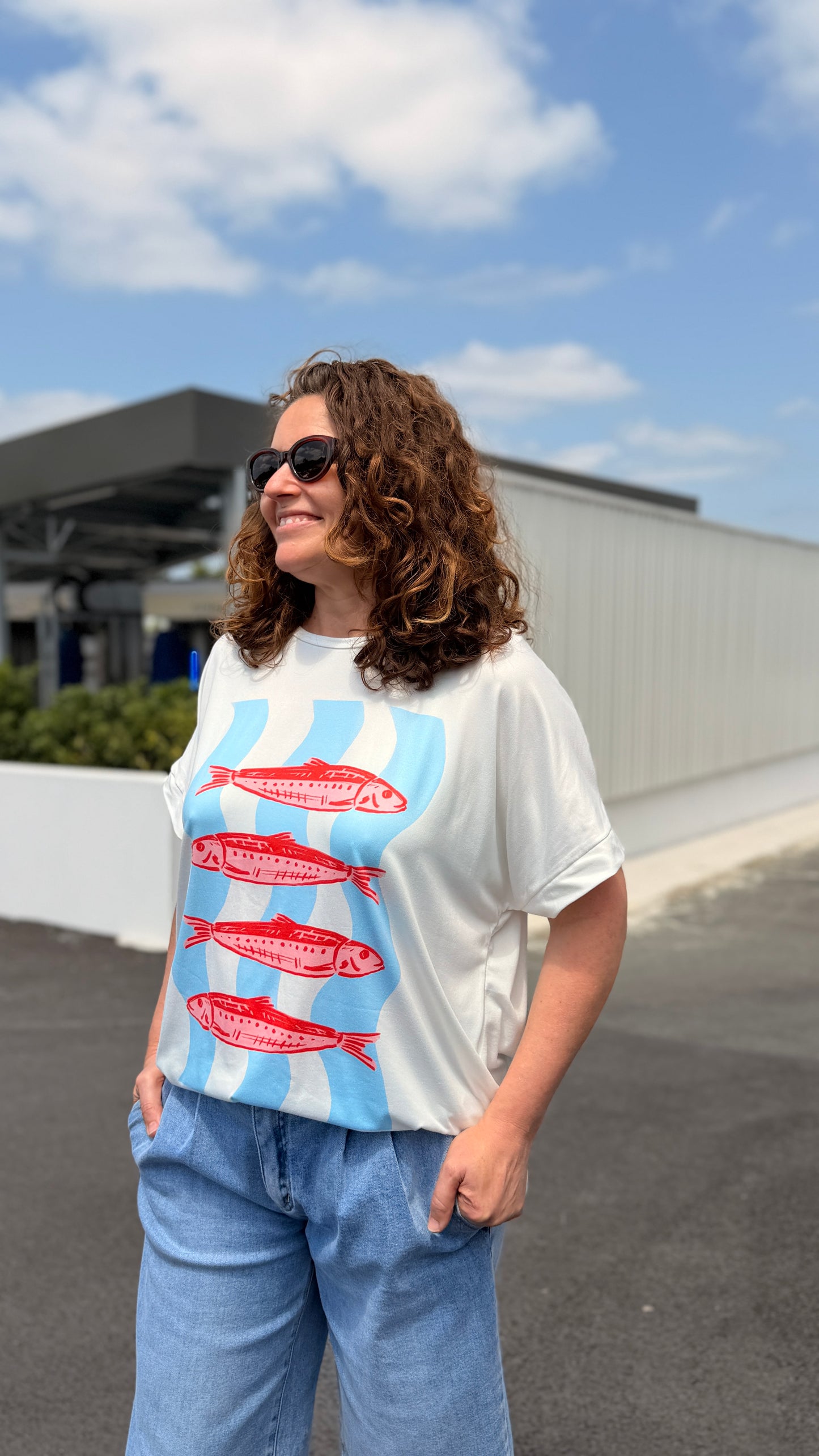 teeshirt sardine blanc a rayure bleu et sardine rouge oversize manche courte coton bandirtas from marseille idron pau tarbes lourdes