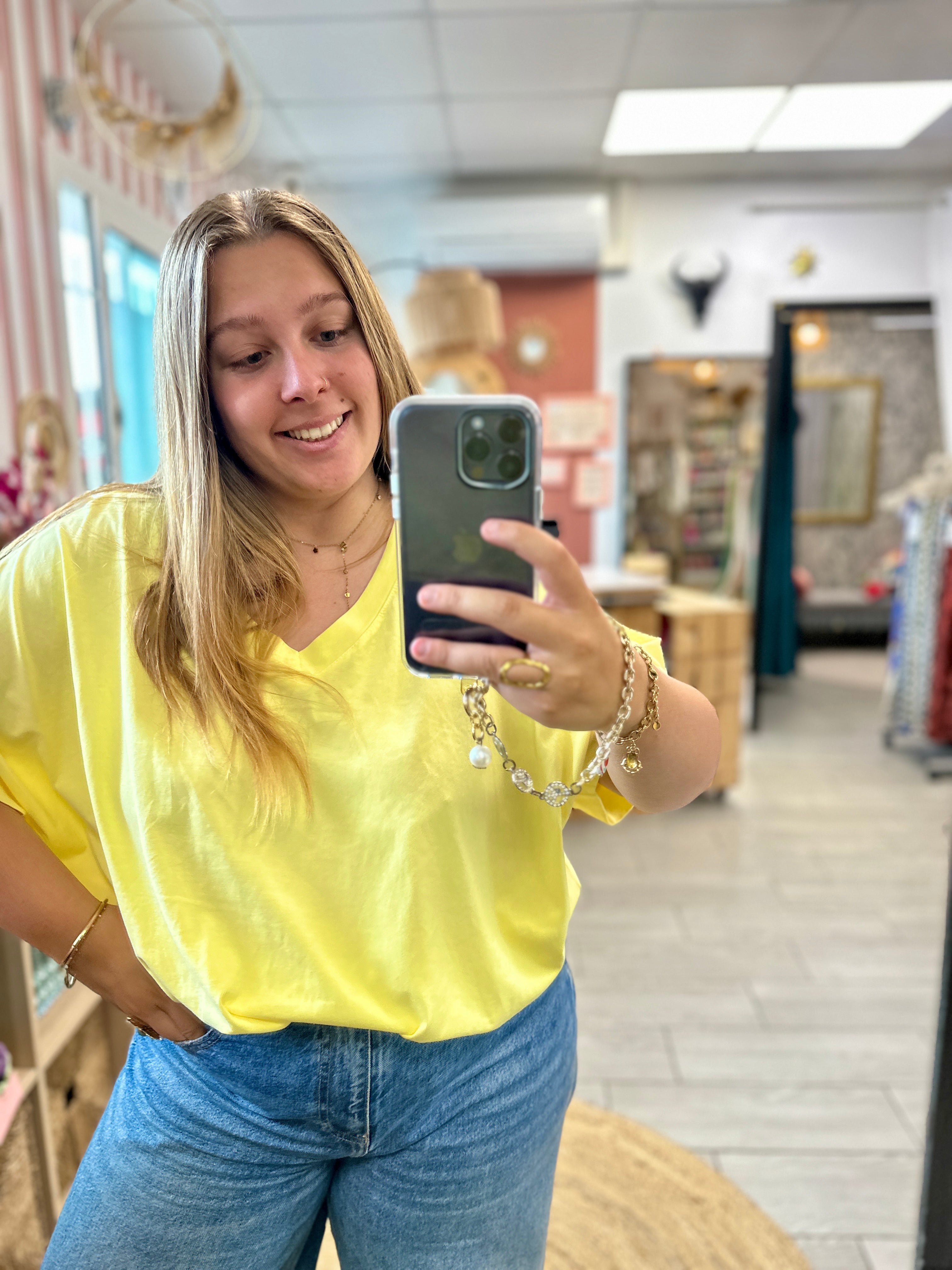 teeshirt hypr oversize ample pour grande taille du 40 au 50 col v jaune maelle nina carter dijon gevrey chambertin