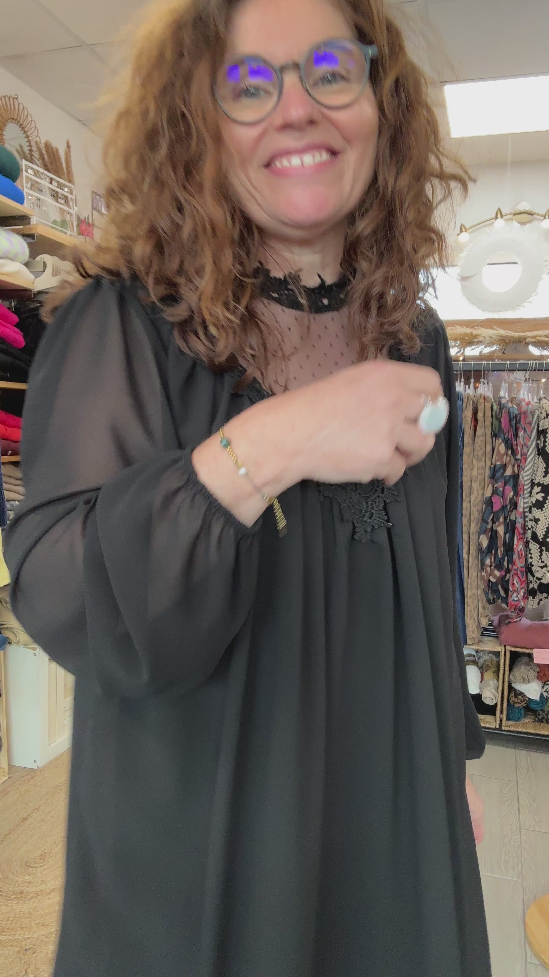 🖤 Robe Maina – Élégance noire et fluide